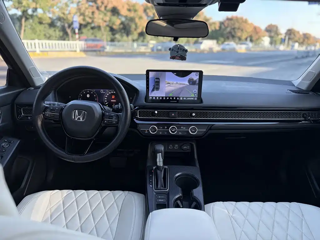 Honda Civic — фото 11