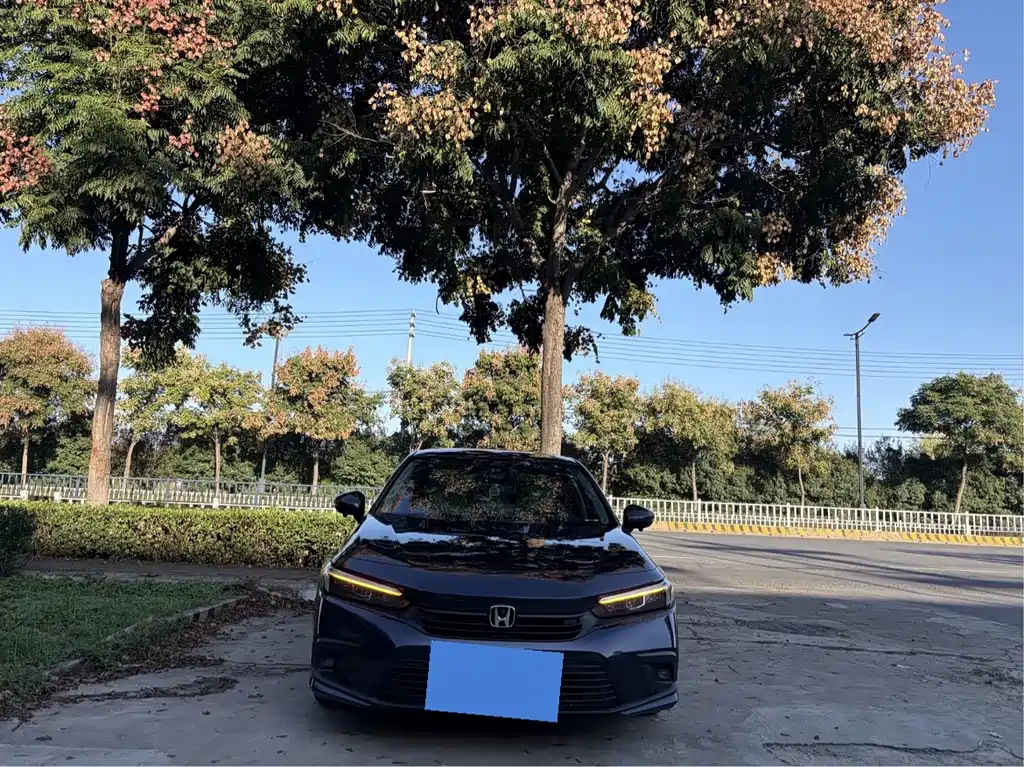 Honda Civic — фото 7