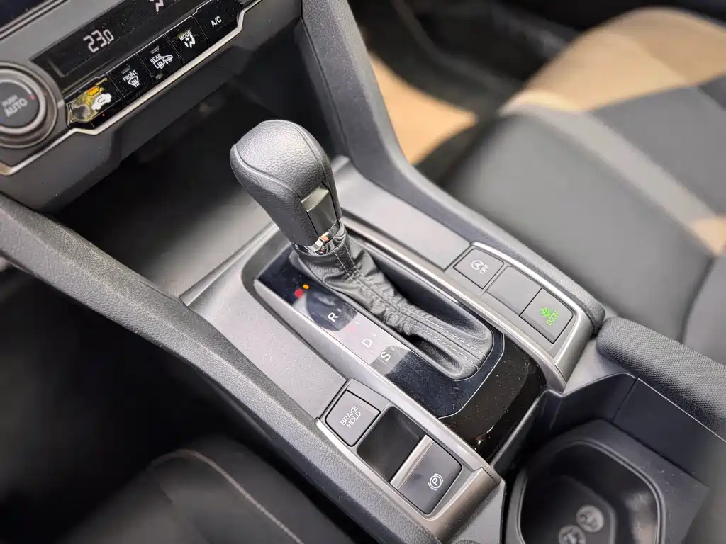 Honda Civic — фото 20