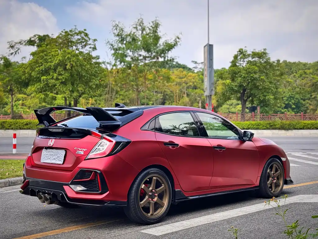 Honda Civic — фото 10