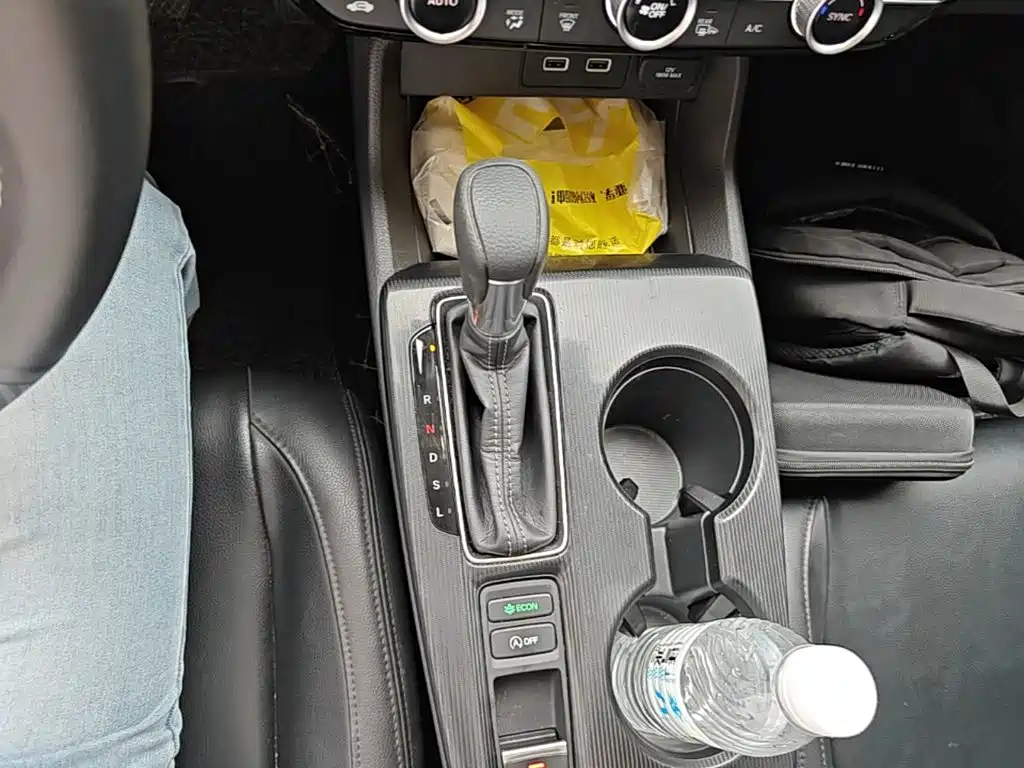Honda Civic — фото 13