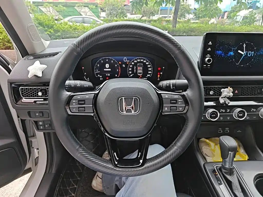 Honda Civic — фото 10