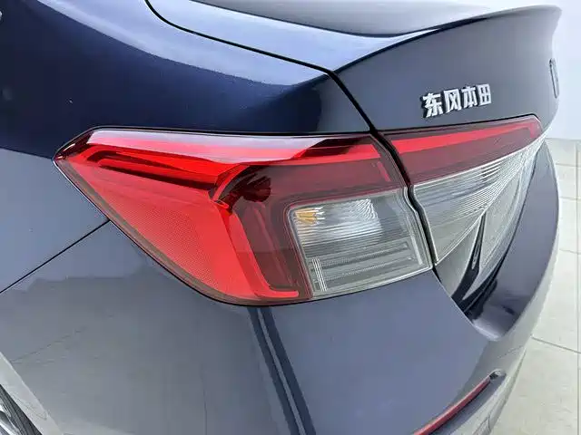 Honda Civic — фото 20