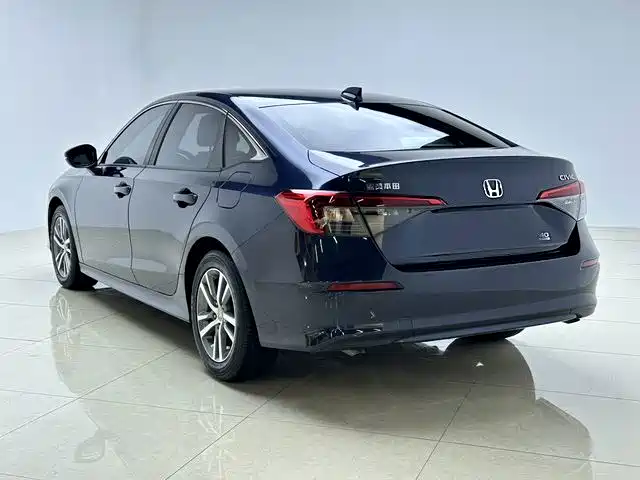Honda Civic — фото 5