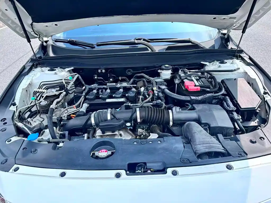 Honda Accord — фото 17