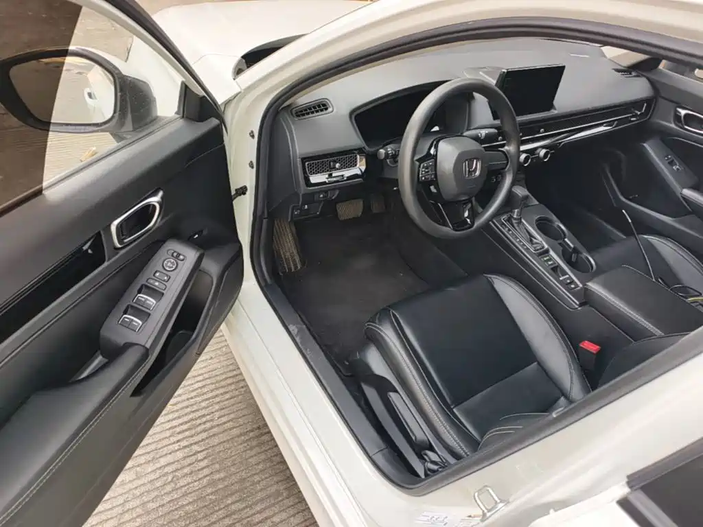 Honda Civic — фото 15