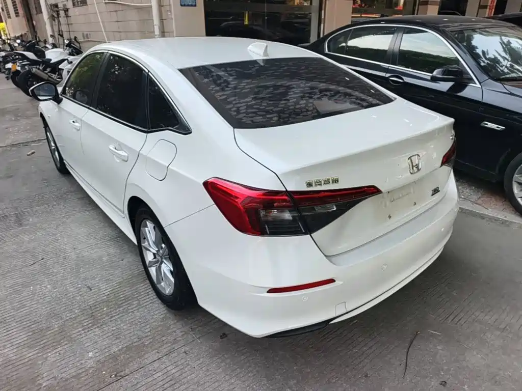 Honda Civic — фото 4