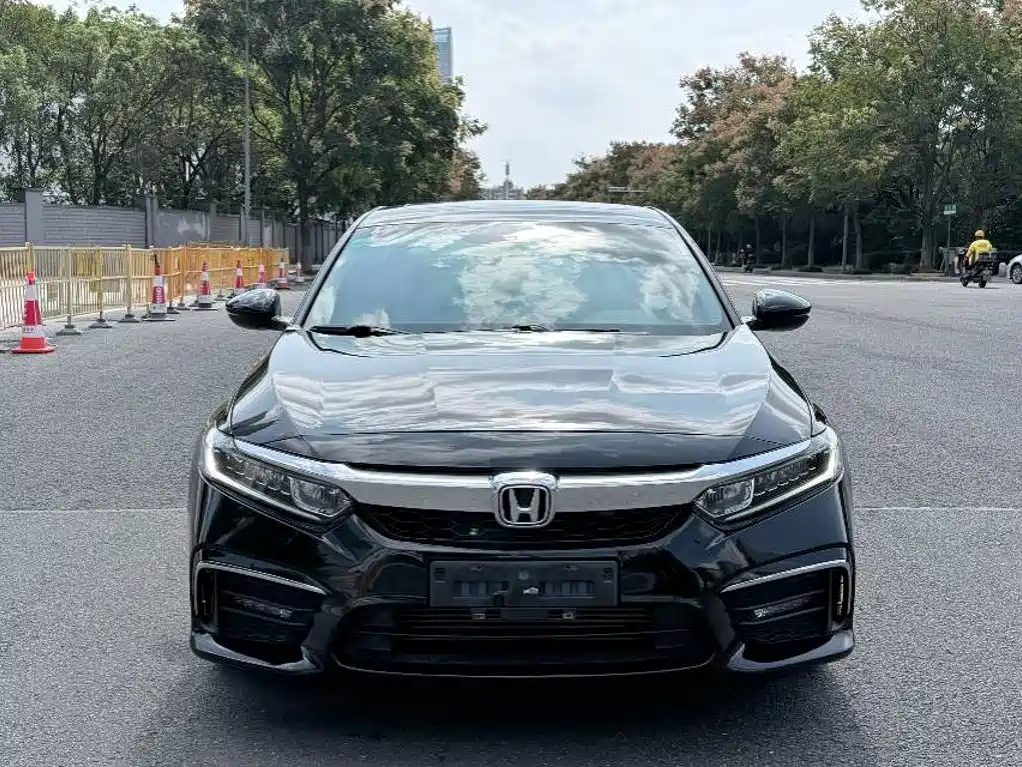 Honda Inspire — фото 2