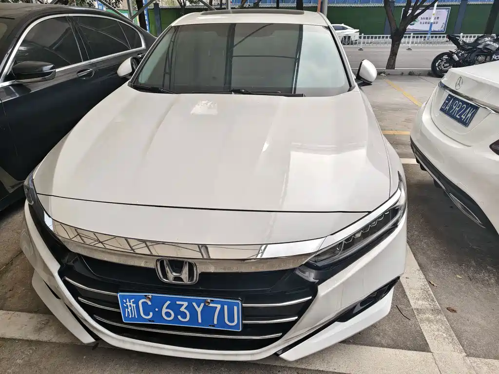 Honda Accord — фото 2