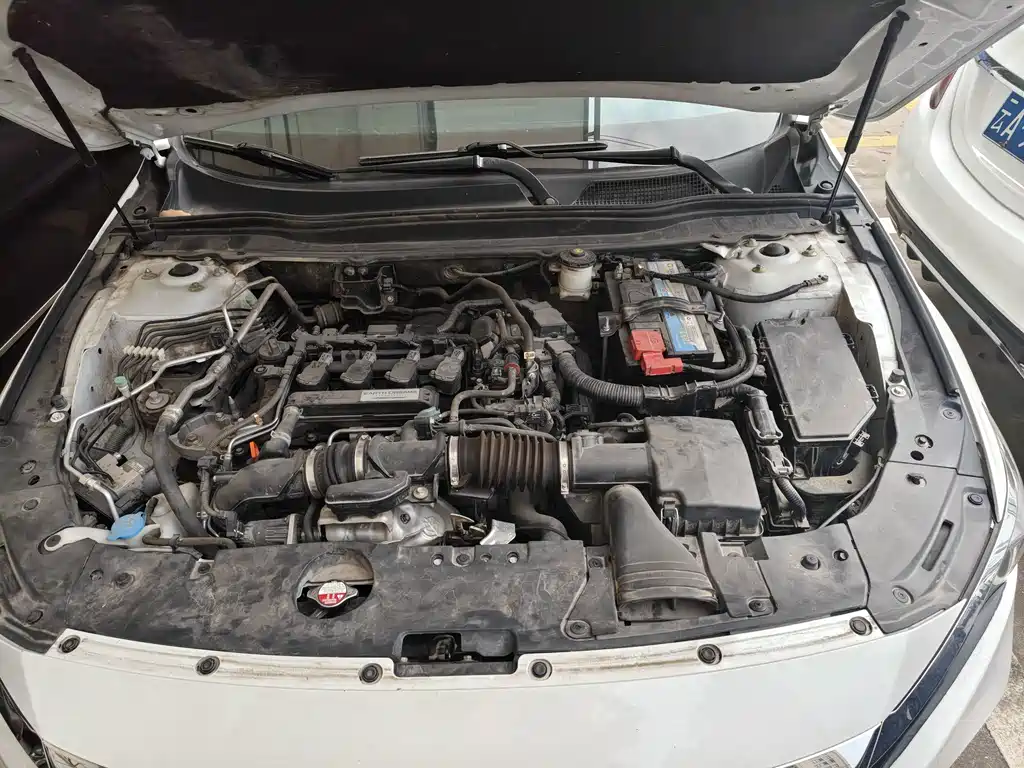 Honda Accord — фото 25