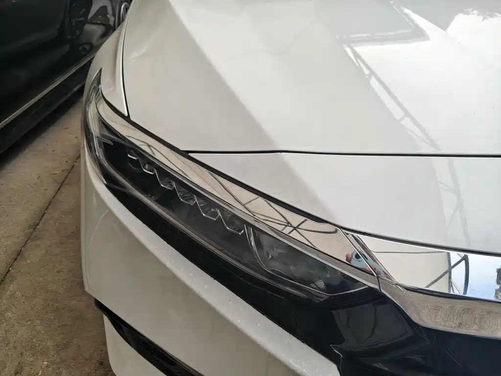 Honda Accord — фото 4