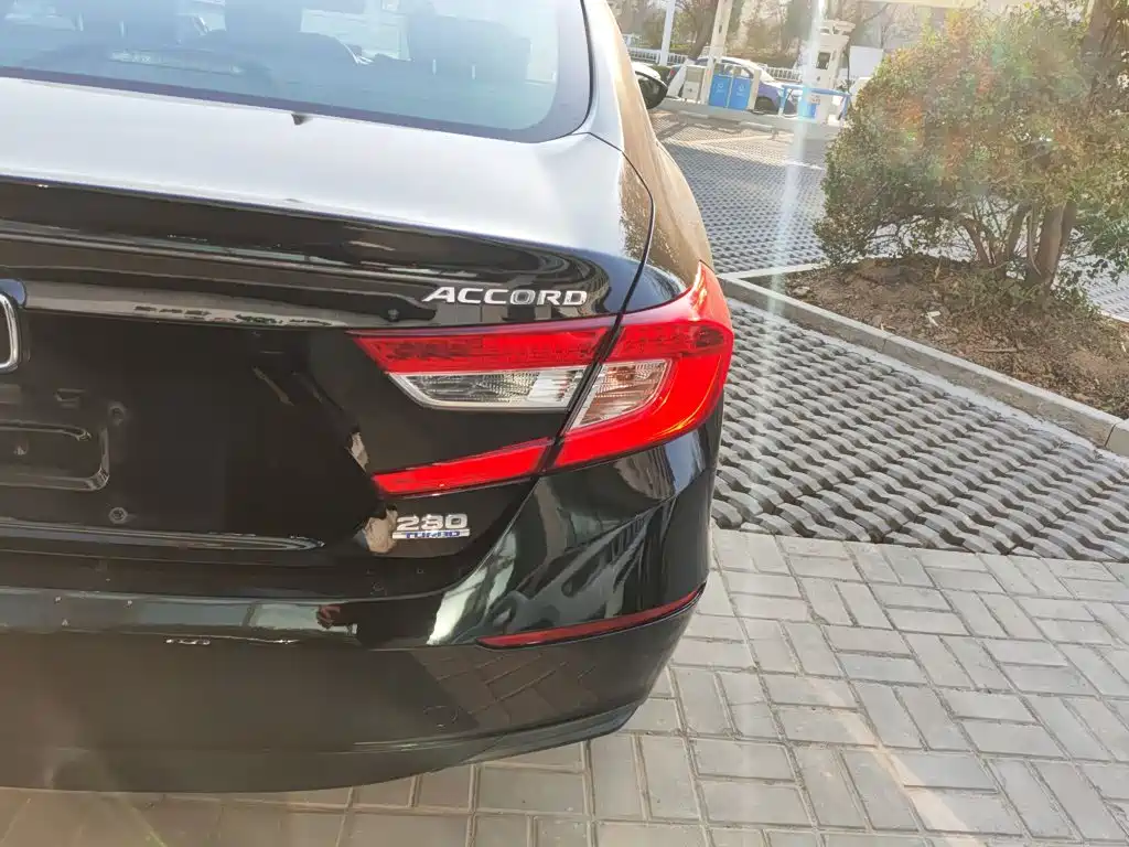 Honda Accord — фото 23