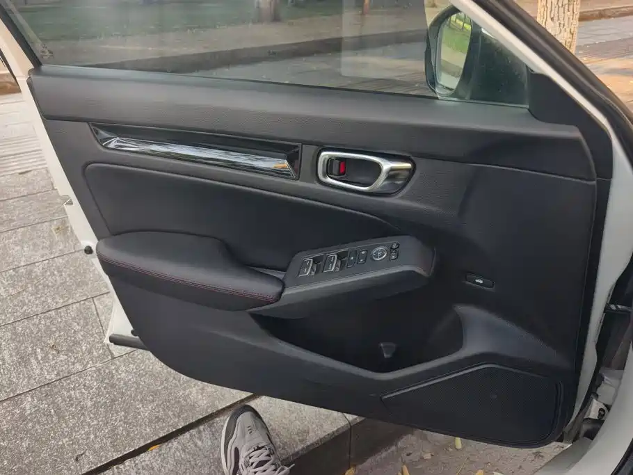 Honda Civic — фото 7