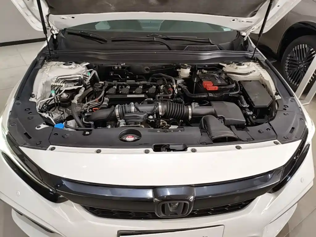 Honda Inspire — фото 19