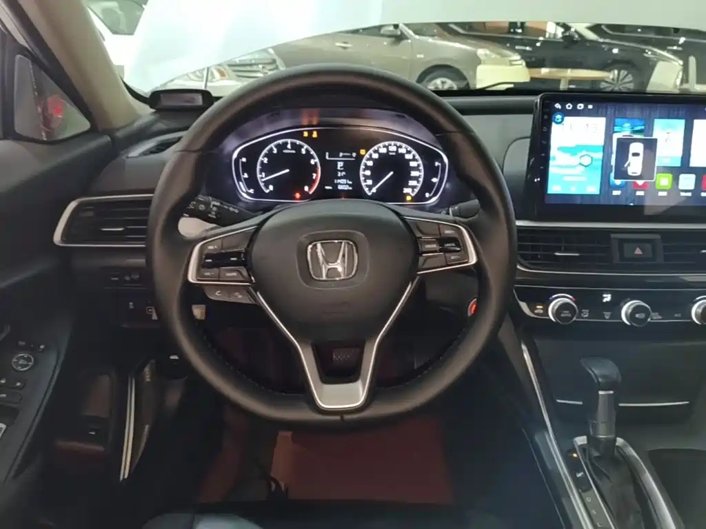 Honda Inspire — фото 10