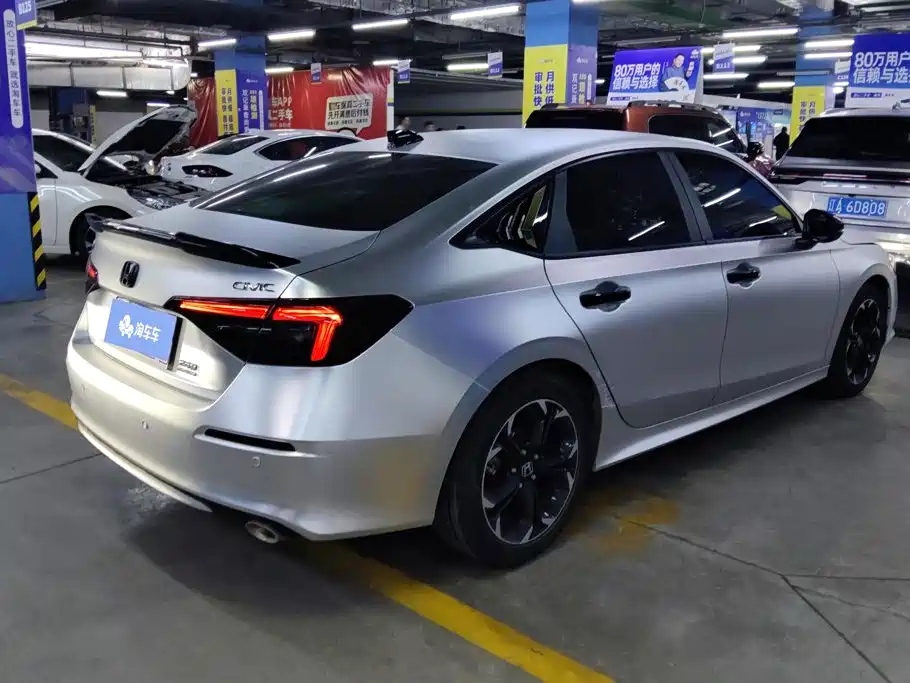 Honda Civic — фото 3
