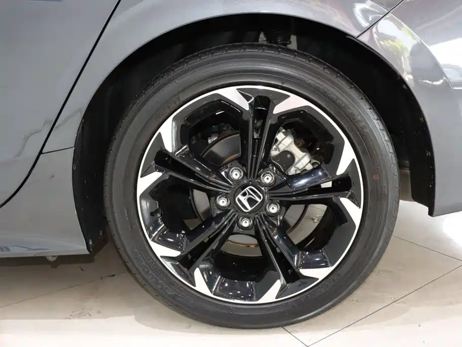 Honda Civic — фото 19