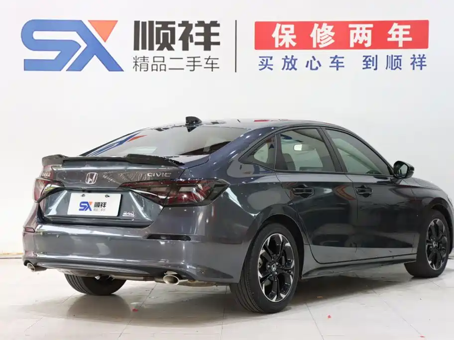 Honda Civic — фото 4