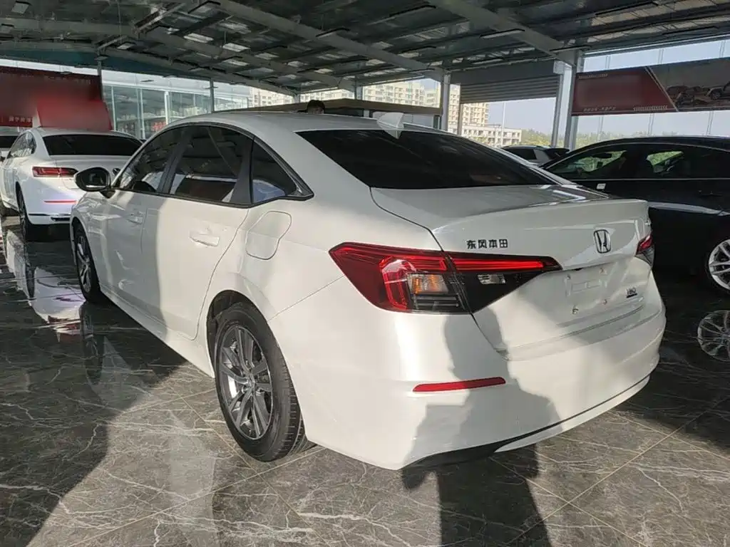 Honda Civic — фото 4