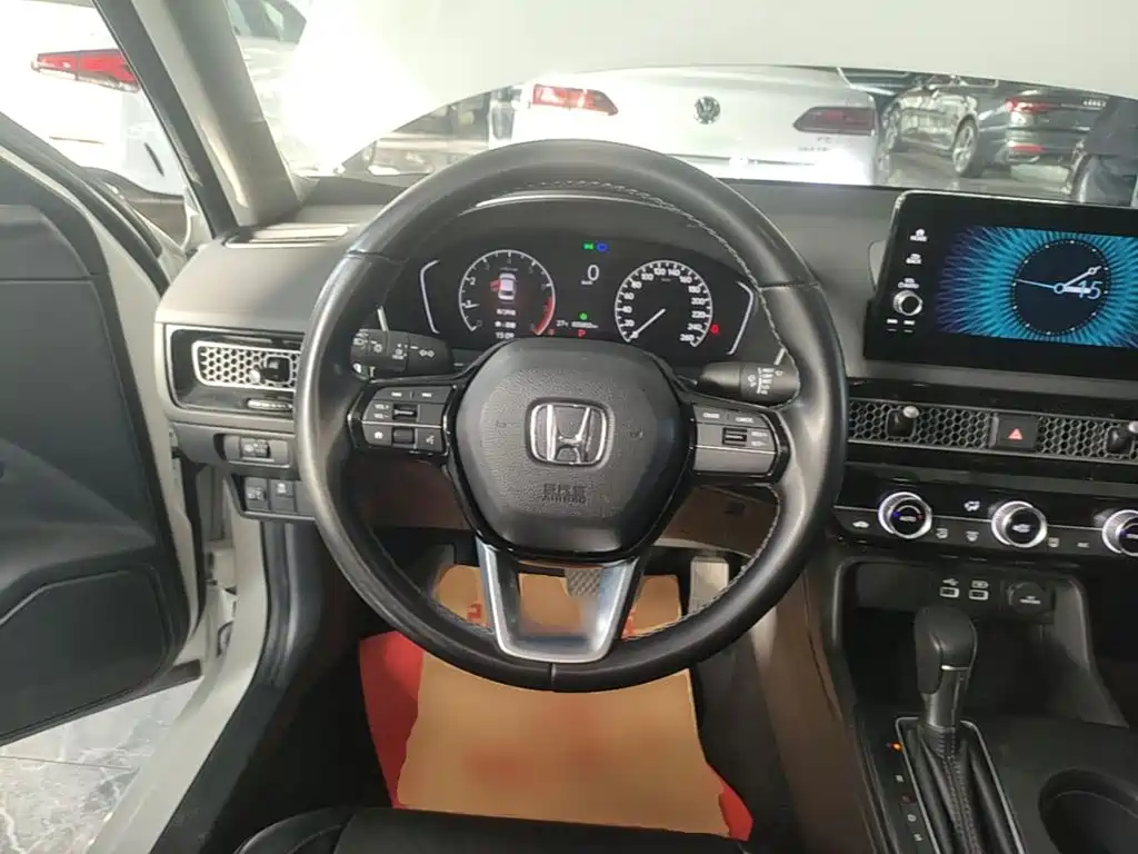 Honda Civic — фото 10