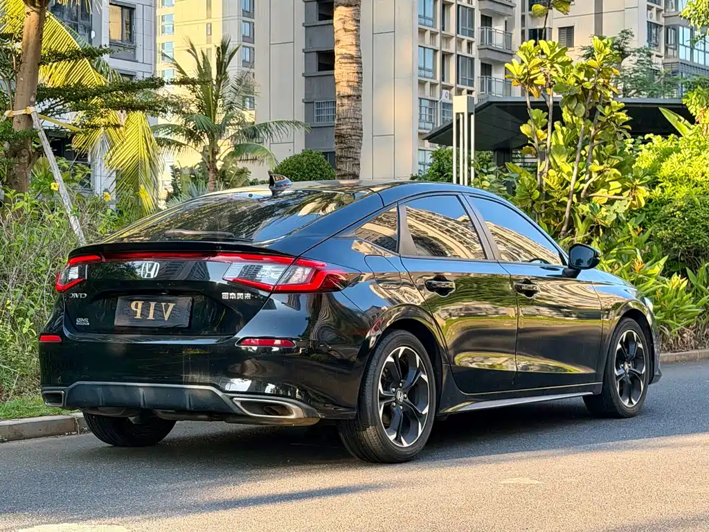 Honda Civic — фото 9