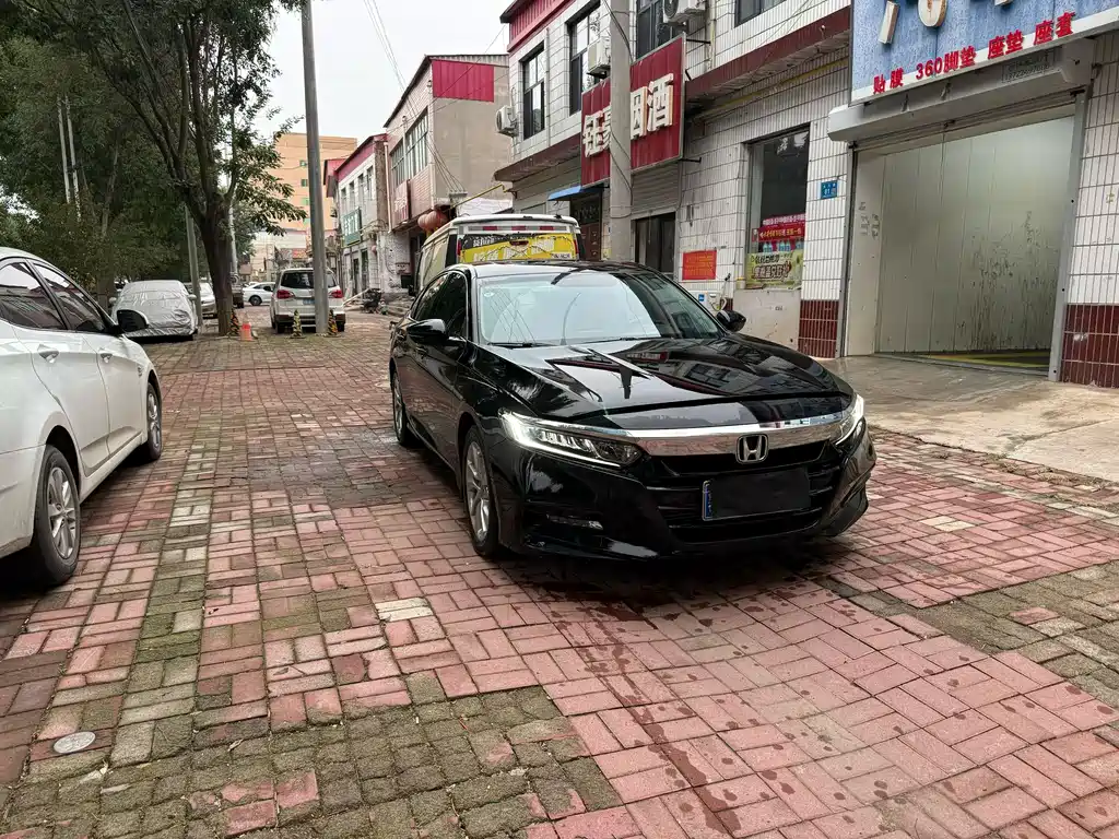 Honda Accord — фото 2