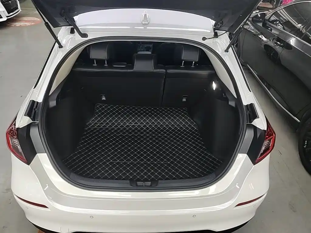 Honda Civic — фото 18