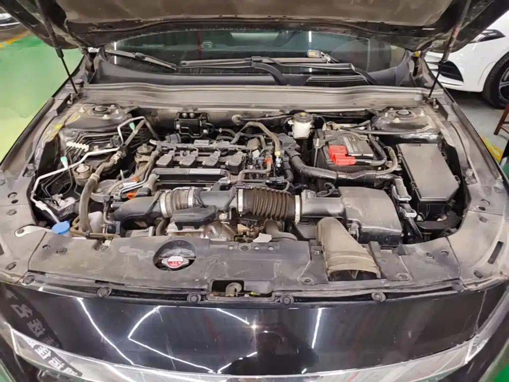 Honda Accord — фото 19