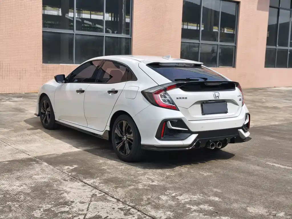 Honda Civic — фото 8
