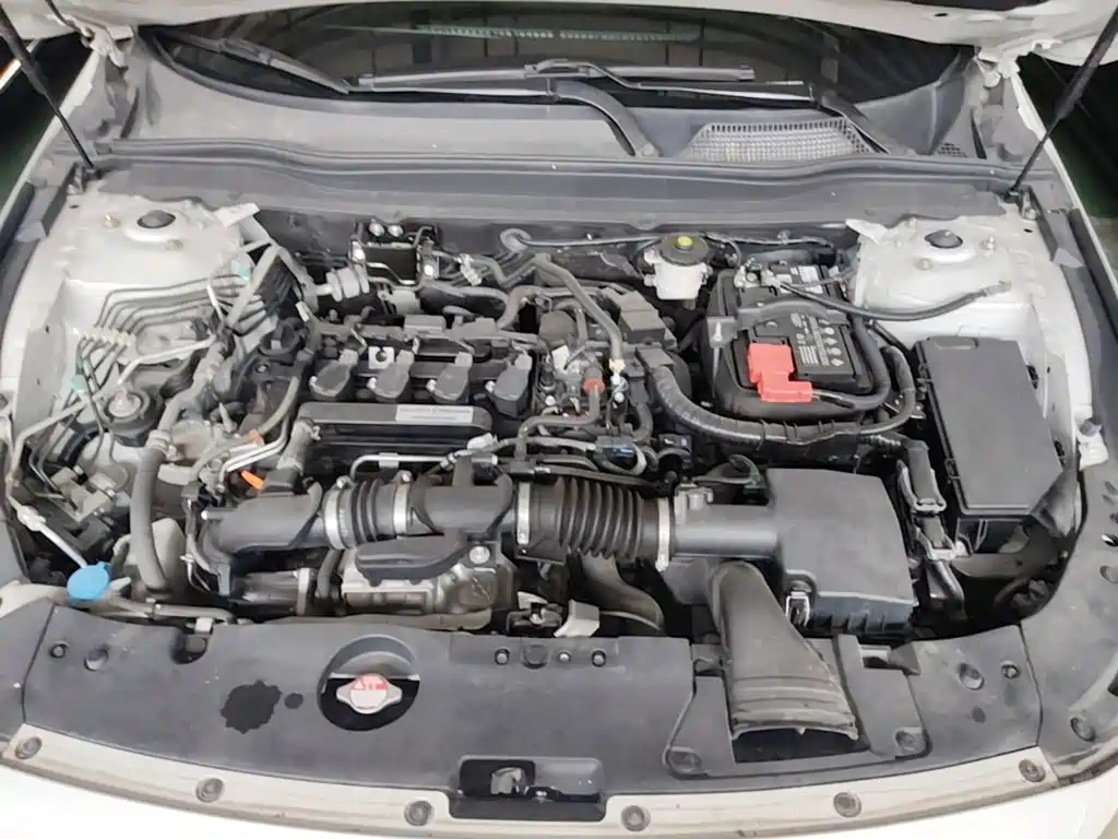 Honda Accord — фото 19