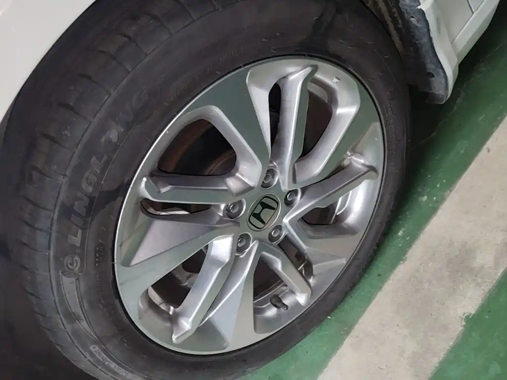 Honda Accord — фото 22