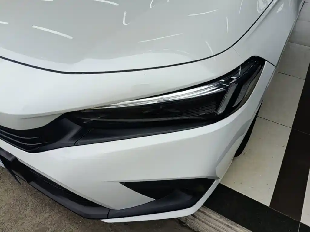 Honda Civic — фото 17