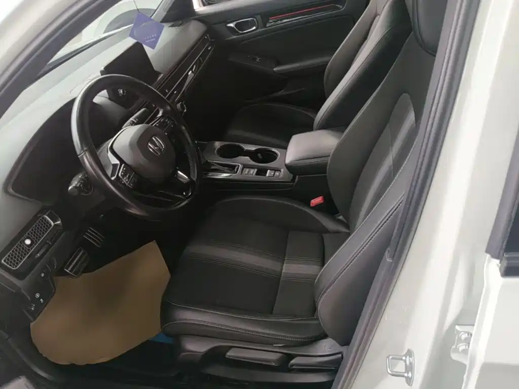 Honda Civic — фото 10