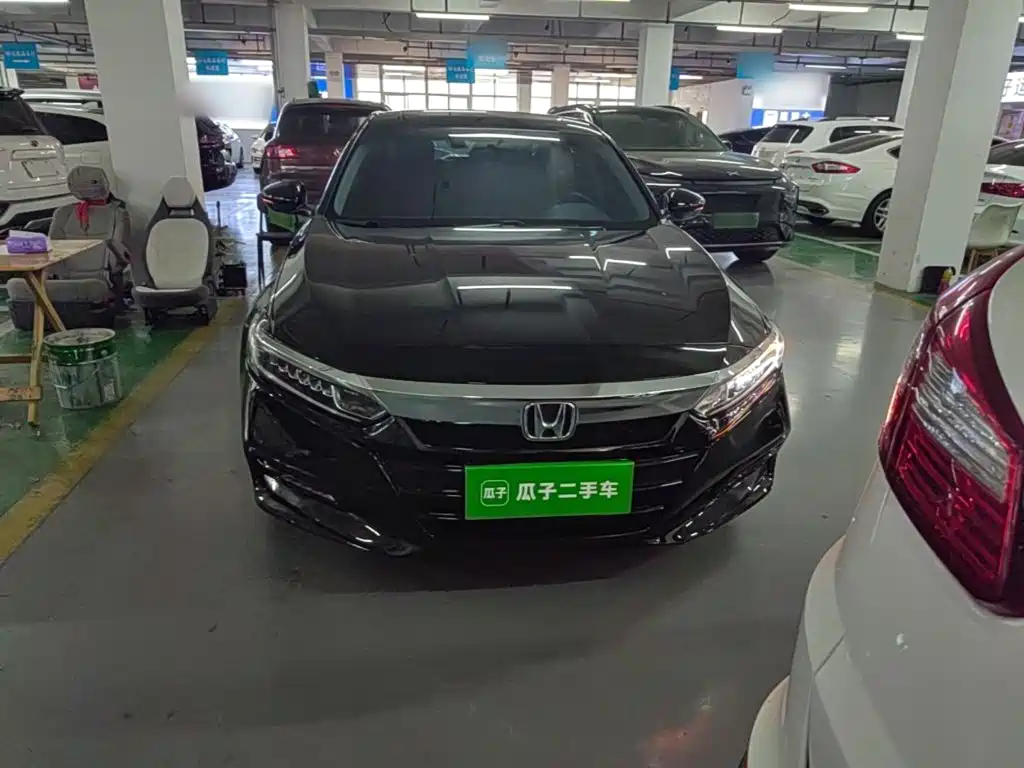 Honda Accord — фото 2