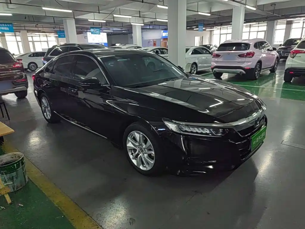 Honda Accord — фото 3