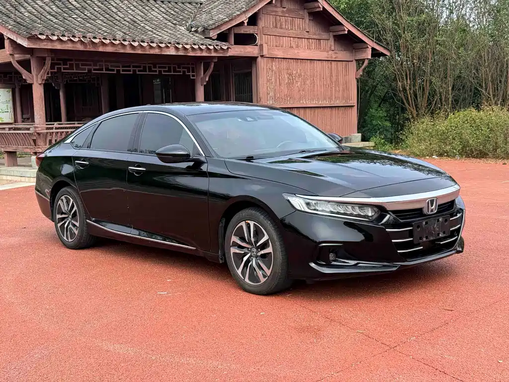 Honda Accord — фото 3