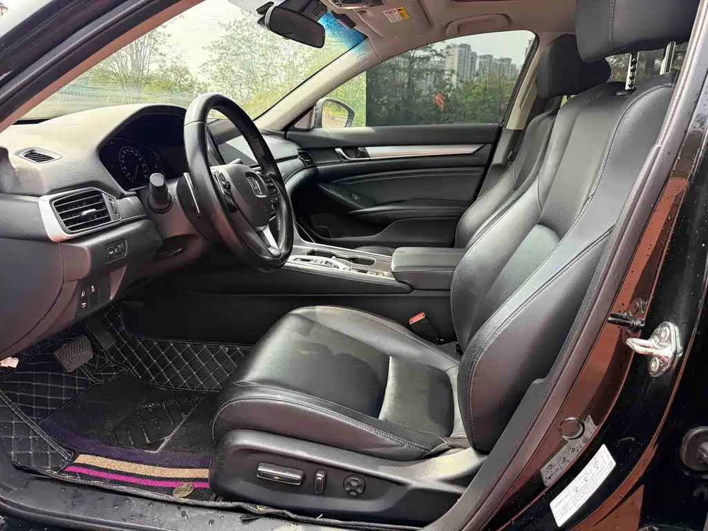 Honda Accord — фото 4