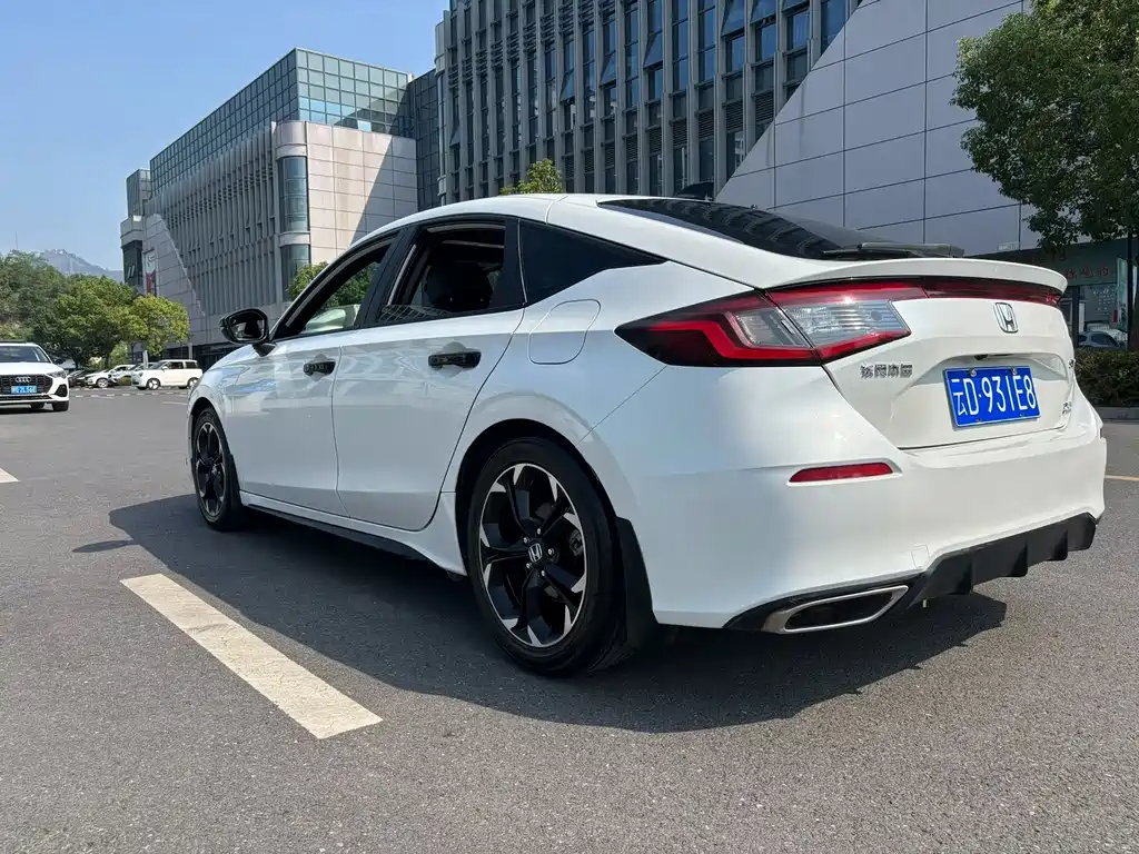 Honda Civic — фото 7