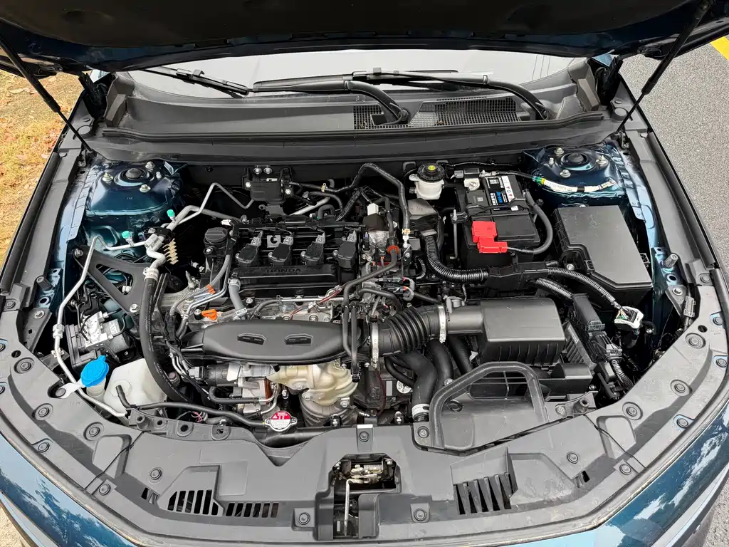 Honda Accord — фото 11
