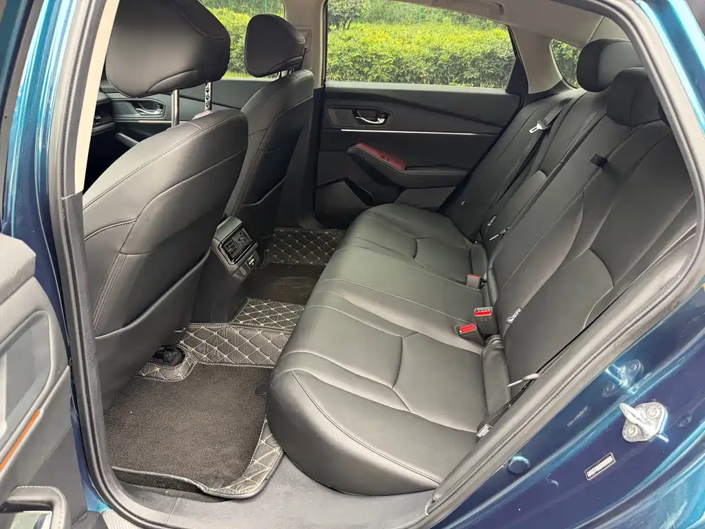 Honda Accord — фото 4