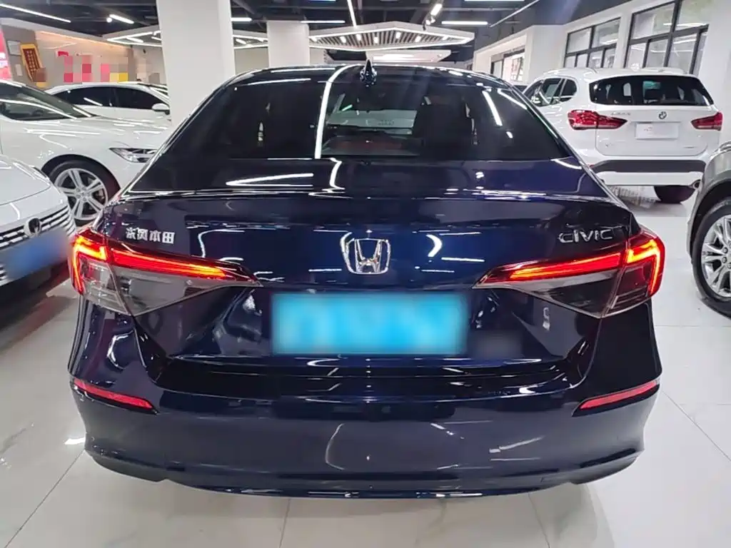 Honda Civic — фото 5