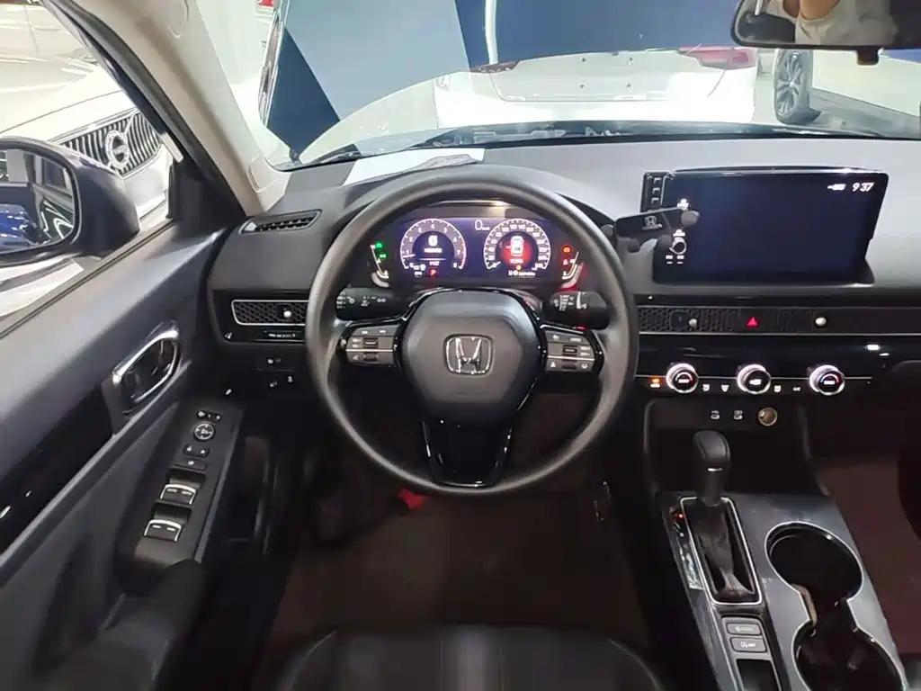 Honda Civic — фото 10