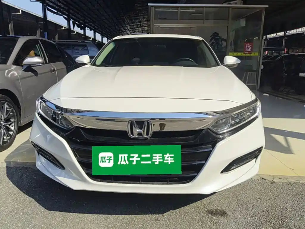 Honda Accord — фото 2