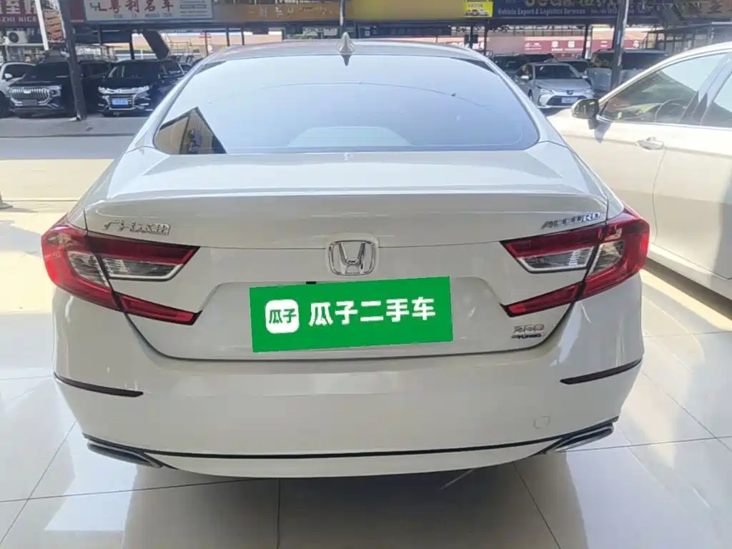 Honda Accord — фото 5