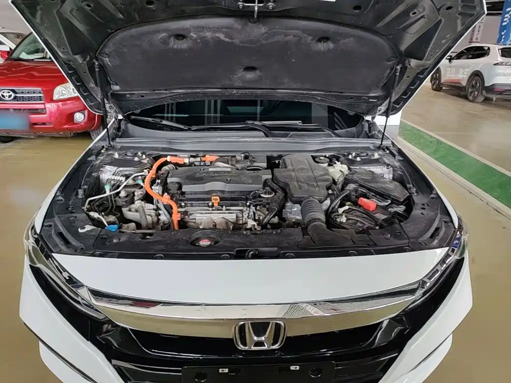 Honda Accord — фото 15