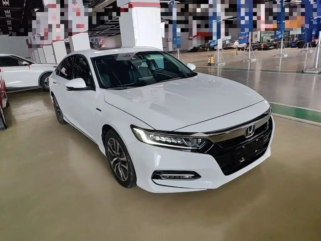 Honda Accord — фото 21