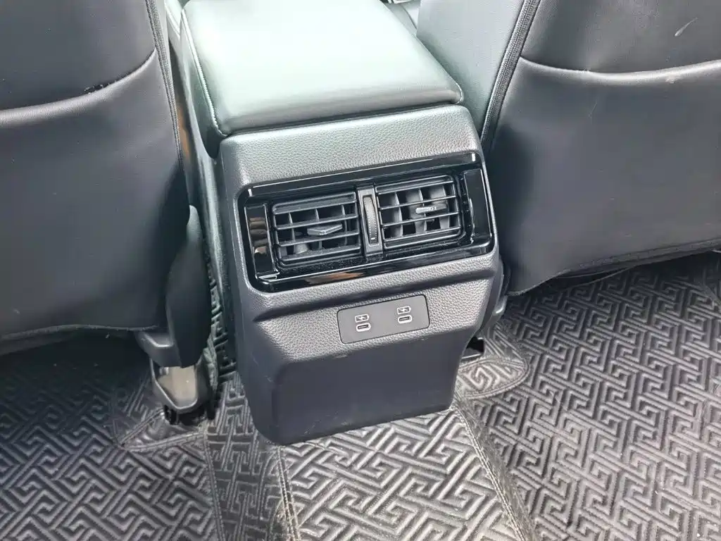 Honda Accord — фото 25