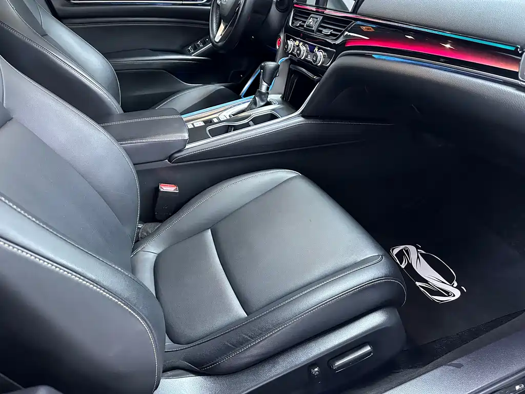 Honda Accord — фото 20
