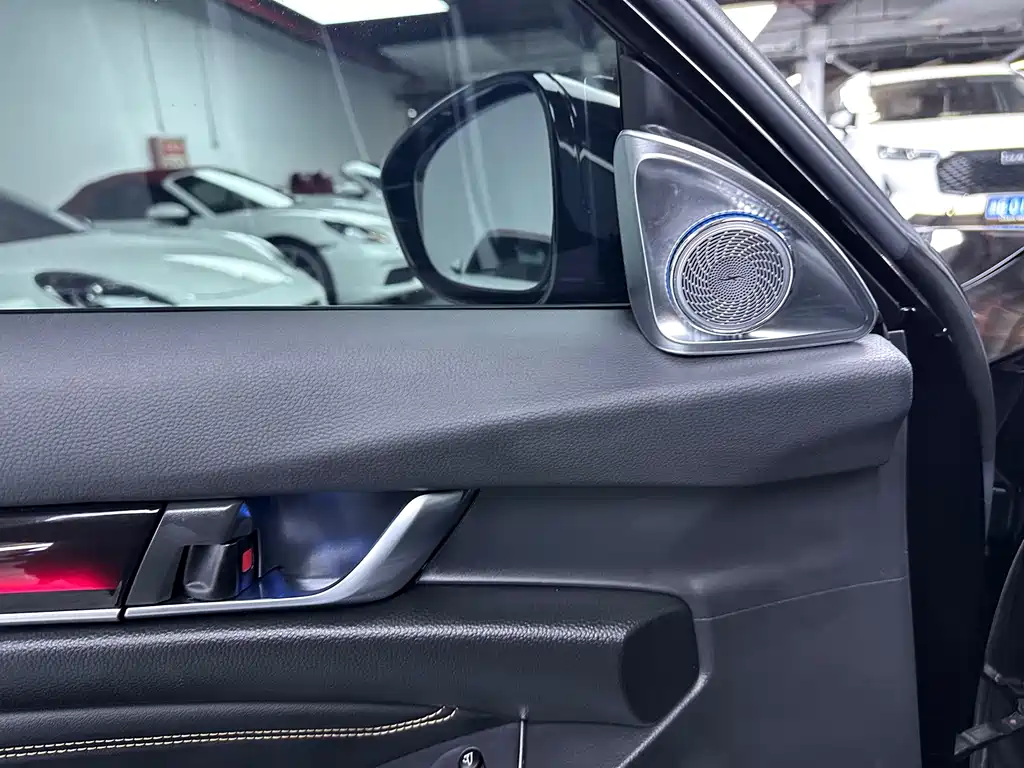 Honda Accord — фото 7