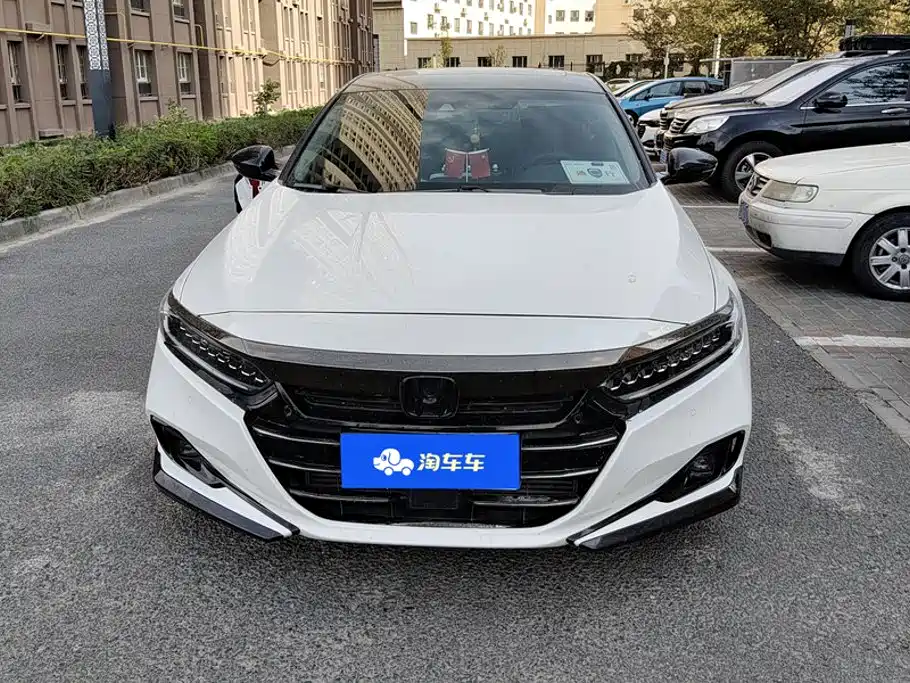 Honda Accord — фото 2